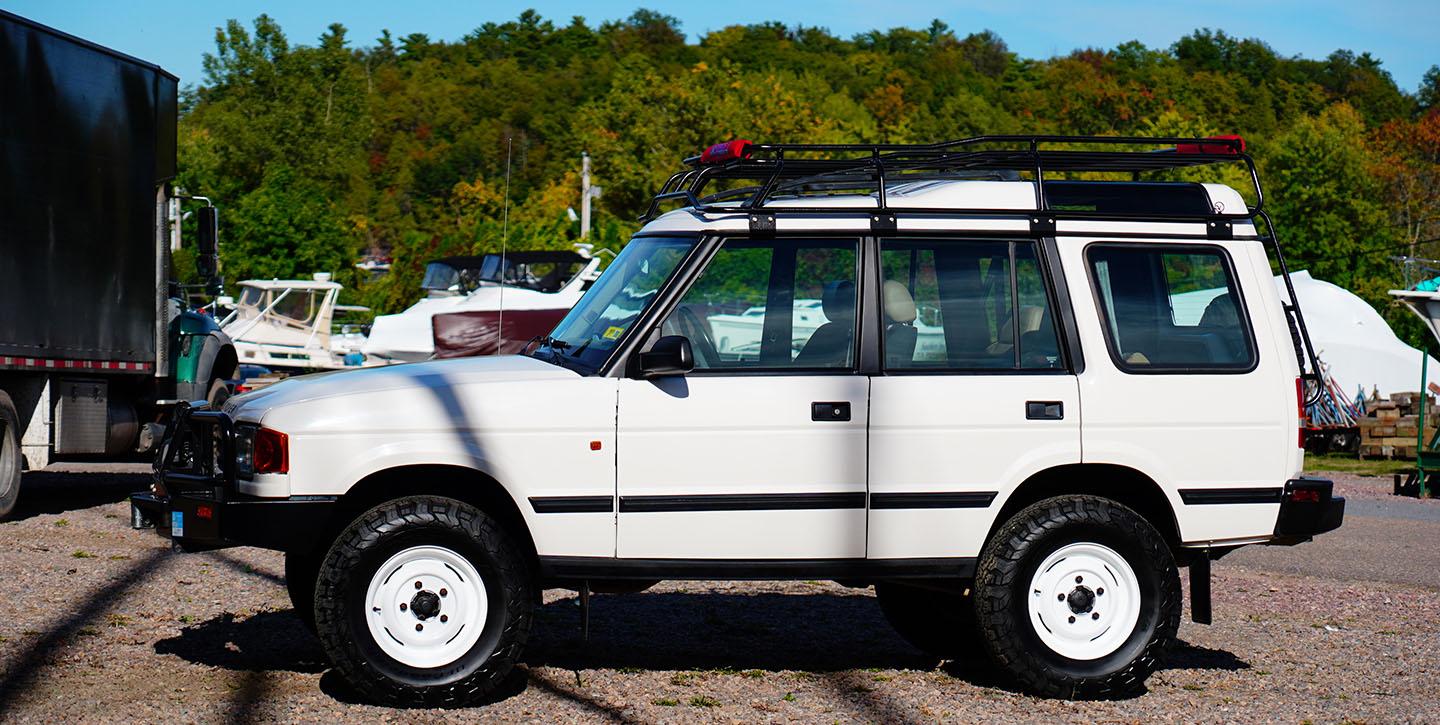 1996 Land Rover Discovery White