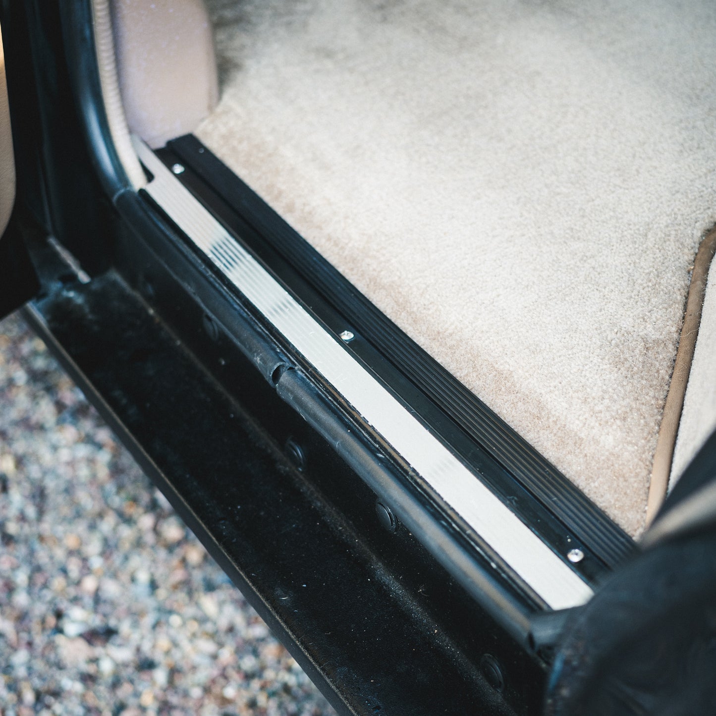 Deluxe Inner Sill Plate Kit (LWB)