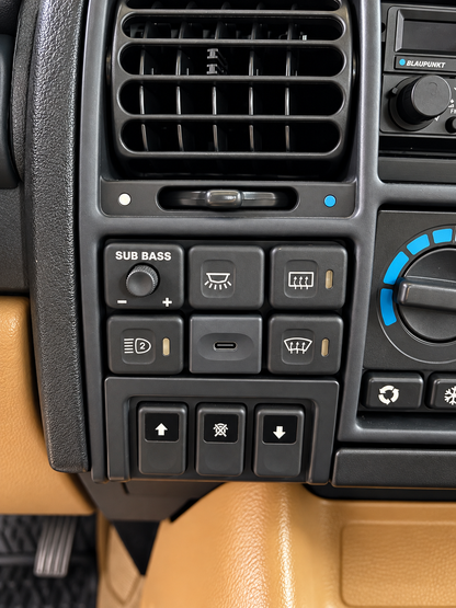 USB C Socket Range Rover Classic and Discovery II