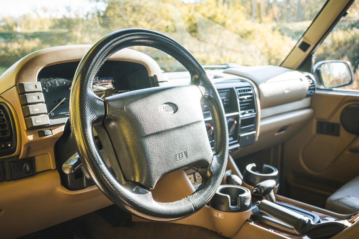 1996 Discovery I