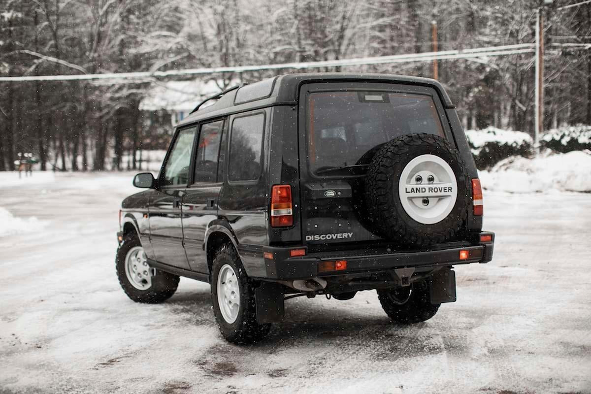 1997 Land Rover Discovery I - Black SE