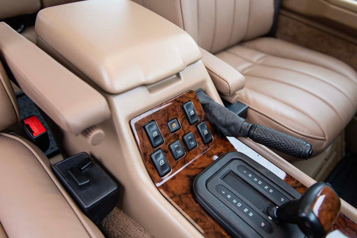 1995 Range Rover Classic - Green State